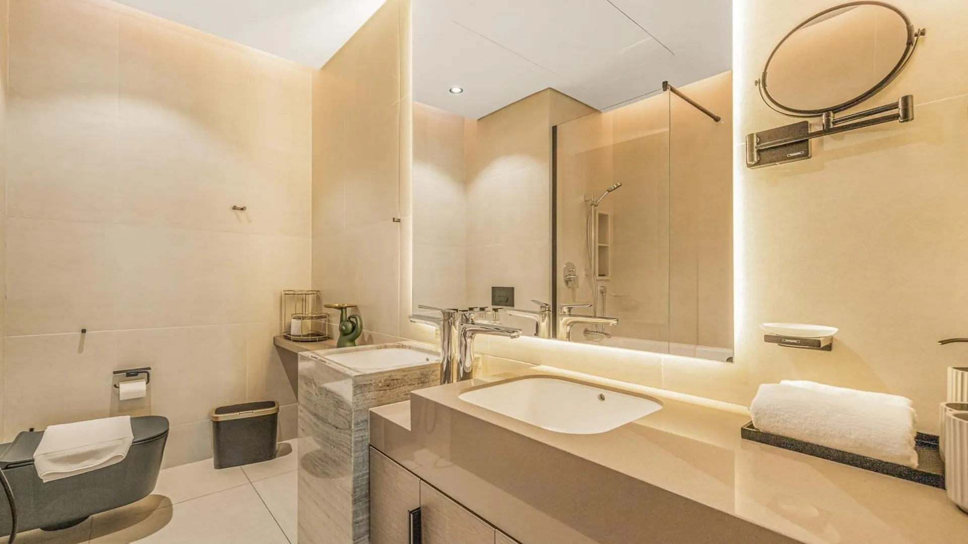 2Br Jumeirah Gate 1, Marina Skyline View Dubai